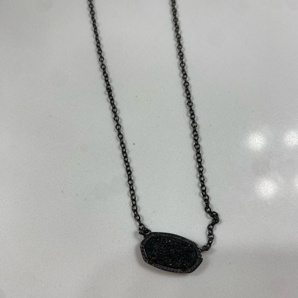 Kendra Scott Elisa Pendant Necklace in Black Drusy